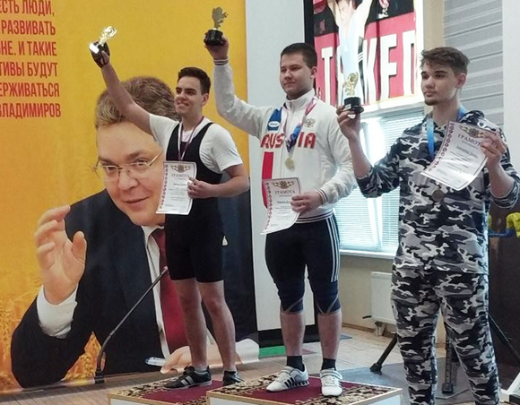Юниорское первенство Ставрополья прошло под диктовку будённовских штангистов