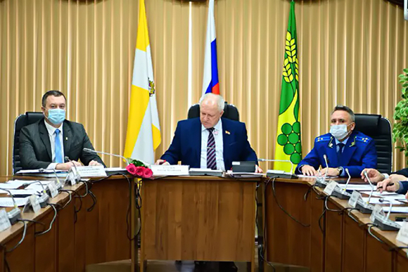Расходы бюджета пересмотрены