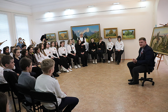 Ток-шоу «100 вопросов взрослому»