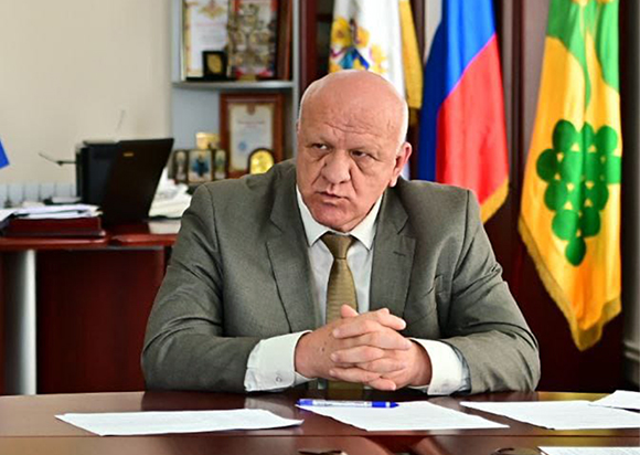Приём граждан представителем губернатора Ставропольского края С. Р. Пустоселовым