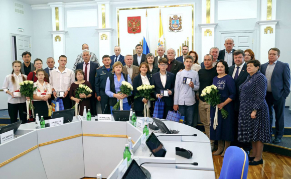 Юношу из Будённовска наградили за проявленное мужество