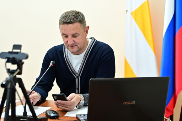 На вопросы земляков ответил глава Будённовского округа
