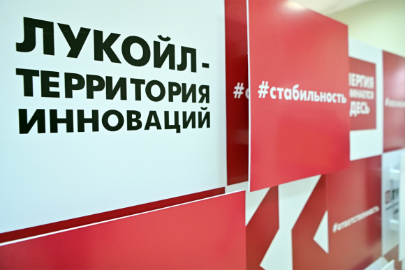 Молодёжь, желающая в будущем работать на заводе "Ставролен", выбирает корпоративные группы обучения