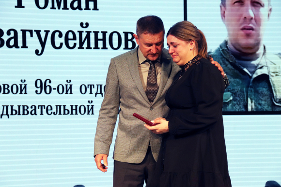В Будённовске родным погибших вручены государственные награды