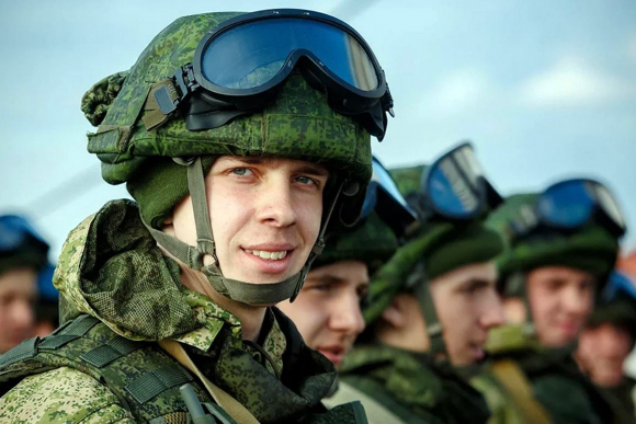 Военком Будённовского округа рассказал об условиях контрактной службы