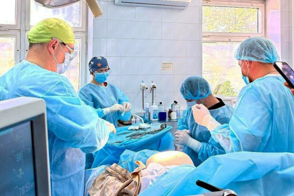 В Будённовске провели уникальную операцию по эндопротезированию сустава