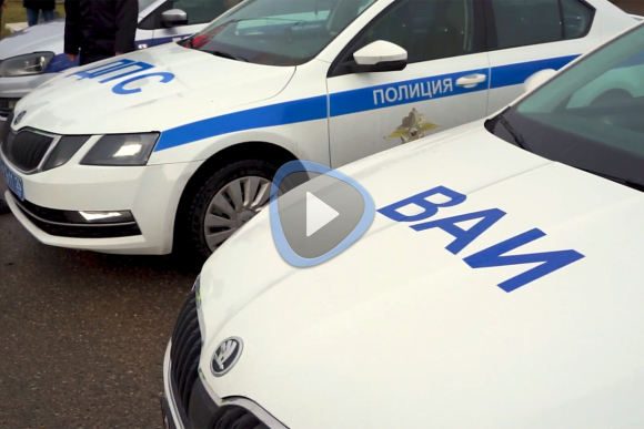 С праздником 23 февраля водителей Будённовского округа поздравили полицейские