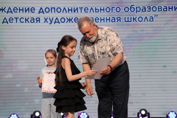 «Последний звонок» для юных художников прозвучал в Будённовске
